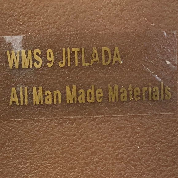 🆕Report Gold Metallic Ruffle Asymmetrical heels 9 - Picture 7 of 7